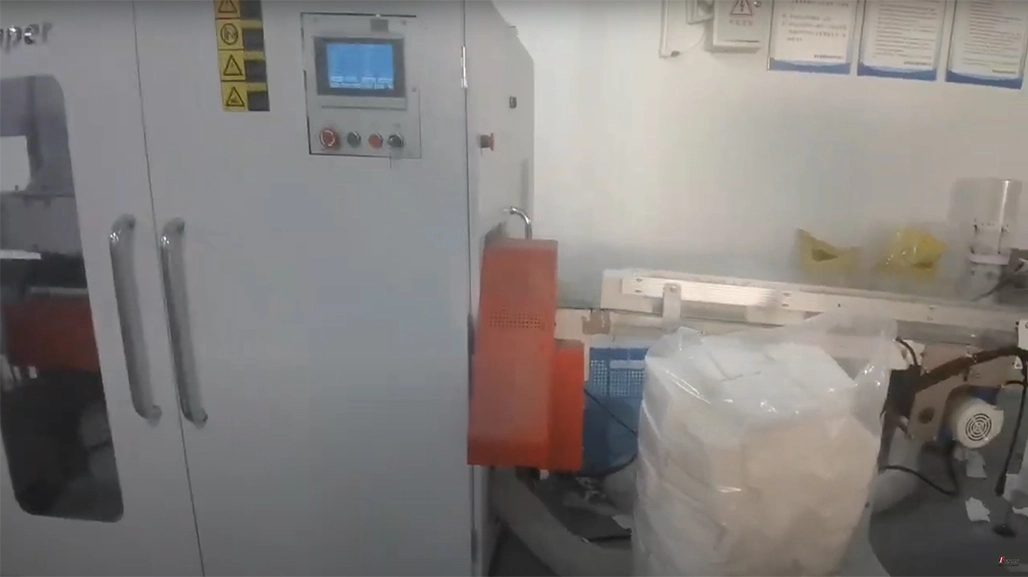 What Kind of Tissue Paper Cutting Machine Maker Is the Best Supplier When Buying the Machine