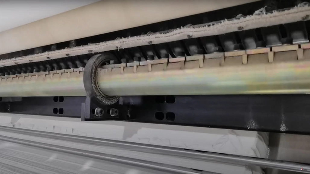 A Napkin Production Line Must Include a Napkin Folding Making Machine