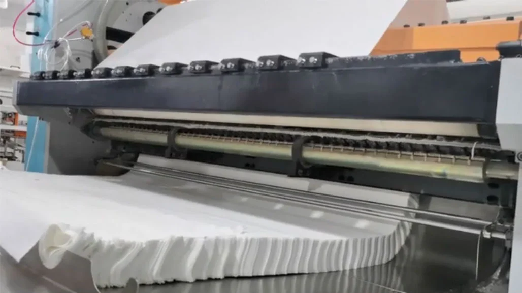 A Reliable Napkin Tissue Folding Machine